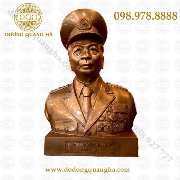 tượng đồng Bác Giáp