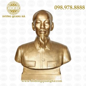 Bác Hồ bán thân đồng đỏ làm màu Bác Hồ bán thân đồng đỏ làm màu