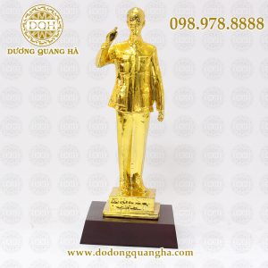 Tượng bác hồ mạ vàng cao 30cm Tượng bác hồ mạ vàng cao 30cm
